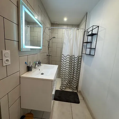 T2 Elegant Au Coeur De Апартаменты Корд-сюр-Сьель